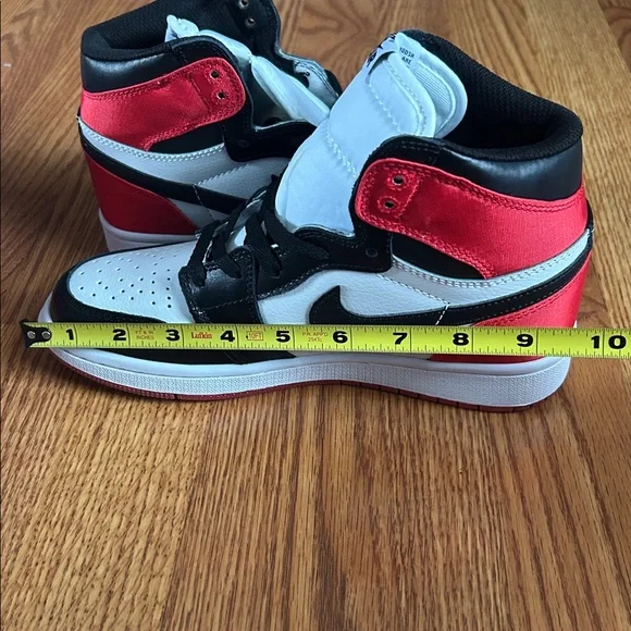 Nike High-Top Sneakers - Red, Black, White - Picture 5 of 13